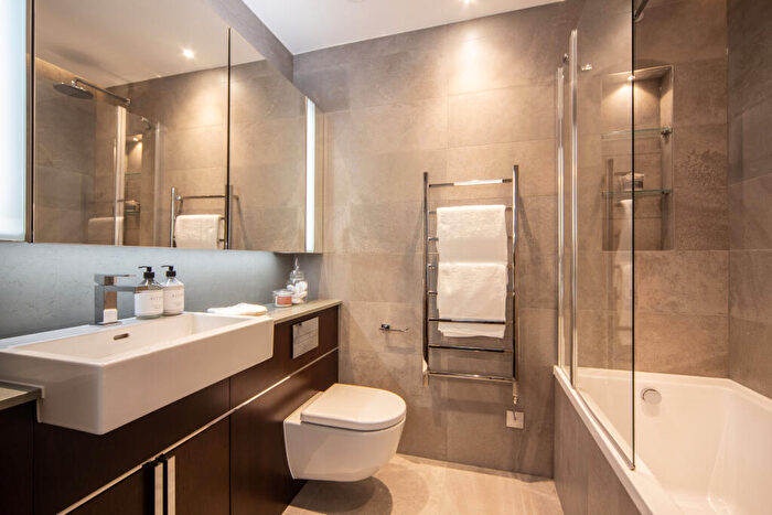2 Bedroom Apartment To Rent In Charles Clowes Walk, Nine Elms, London, SW11