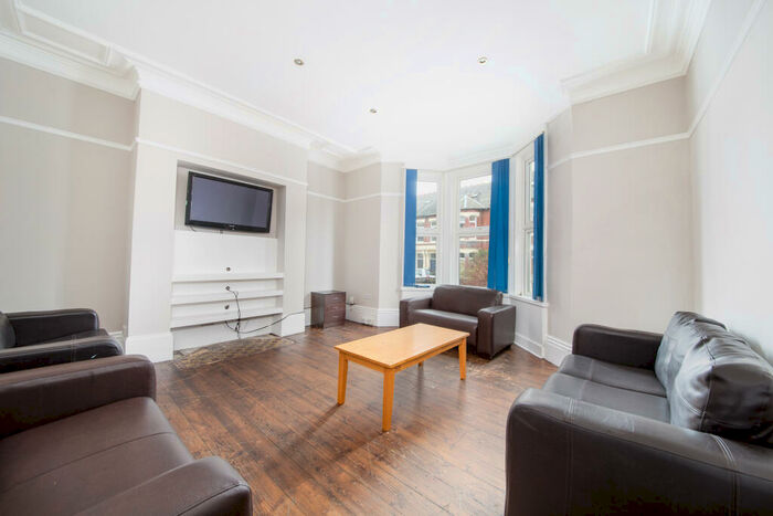 7 Bedroom House To Rent In Devonshire Place, Jesmond, Newcastle Upon Tyne, NE2