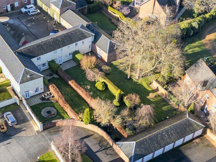 2 Bedroom Mews For Sale In The Stables, Rufford Park Lane, Rufford, L40