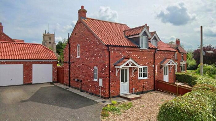 2 Bedroom Semi-Detached House For Sale In Church Lane, Timberland, LN4