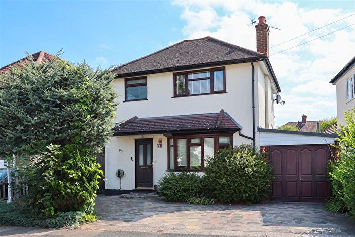 3 Bedroom Detached House For Sale In Lime Grove, Ruislip, HA4