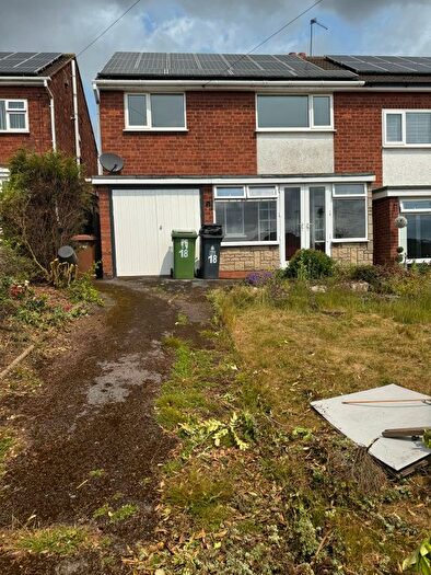 3 Bedroom Semi-Detached House To Rent In Pinley Grove, Great Barr, B43