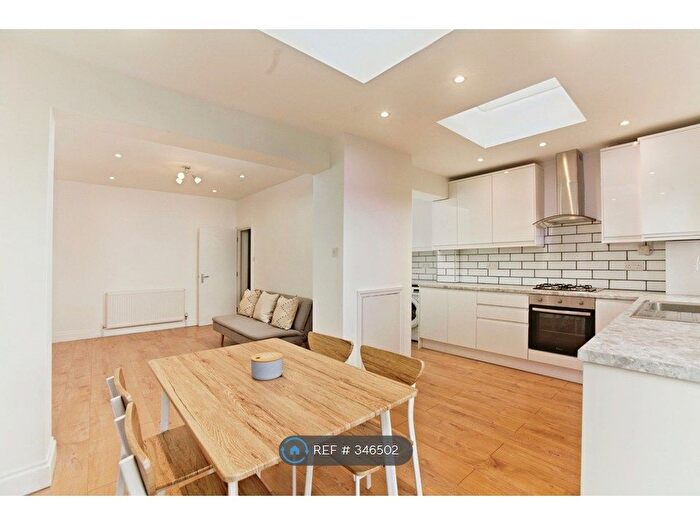 4 Bedroom Terraced House To Rent In Hebdon Road, London, SW17