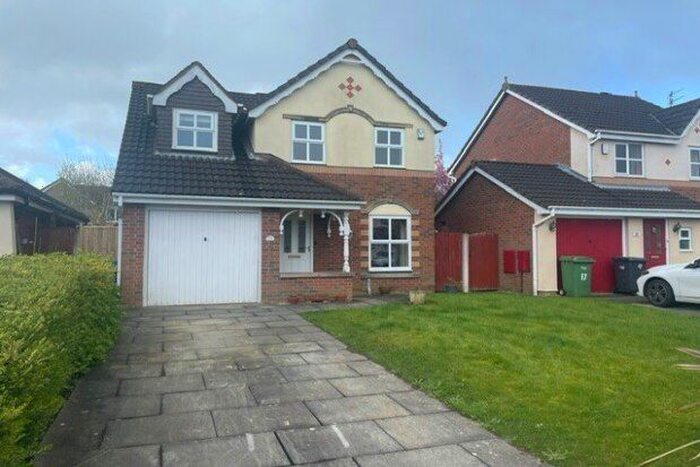 3 Bedroom Detached House To Rent In Widdale Close, Warrington, WA5