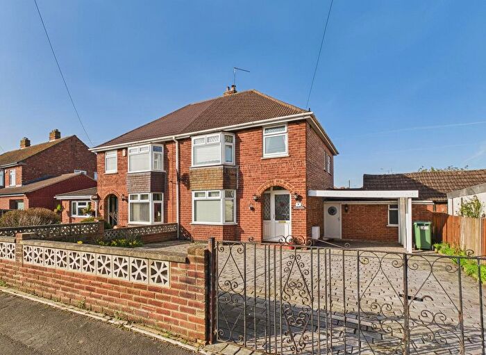 3 Bedroom Semi Detached House For Sale In Podsmead Place, Gloucester, GL1