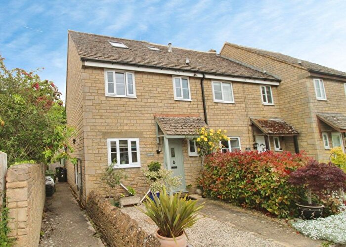 4 Bedroom End Terrace House For Sale In Milton Place, Fairford, GL7