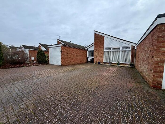 3 Bedroom Detached Bungalow For Sale In Crowland Close, Ipswich, IP2