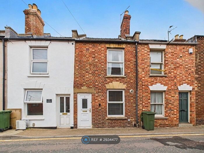 2 Bedroom Terraced House To Rent In Beaconfield Cottages, Cheltenham, GL50
