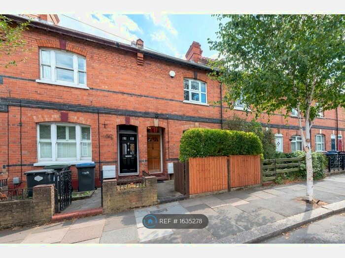 3 Bedroom Terraced House To Rent In Highfield Rd, London, N21