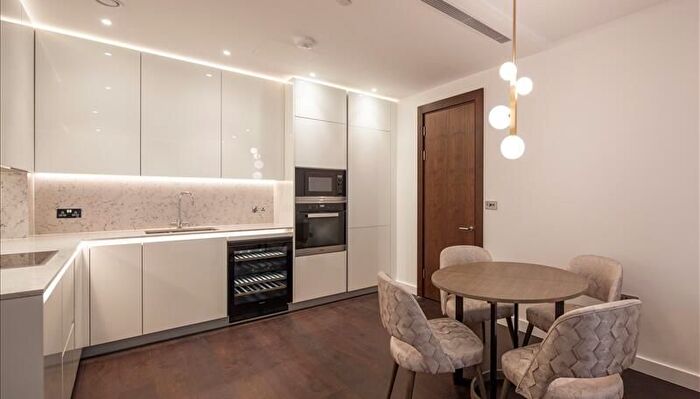 2 Bedroom Flat To Rent In Nine Elms, London, SW11