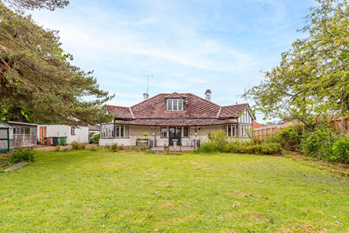 4 Bedroom Detached Bungalow For Sale In Waterside Nook, Brimbelow Road, Hoveton, Norwich, Norfolk, NR12