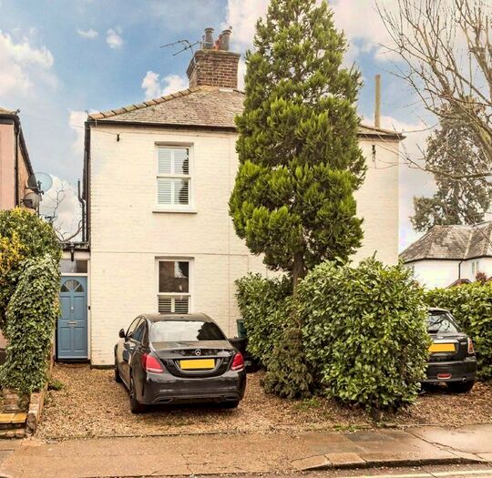 2 Bedroom Semi-Detached House To Rent In Ferry Road, Teddington, TW11