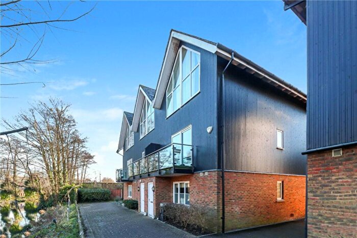 1 Bedroom Maisonette To Rent In Fourdrinier Way, Hemel Hempstead, HP3