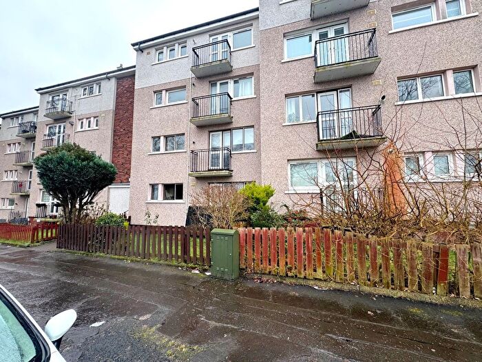 2 Bedroom Flat For Sale In Berryknowes Road, Glasgow, G52