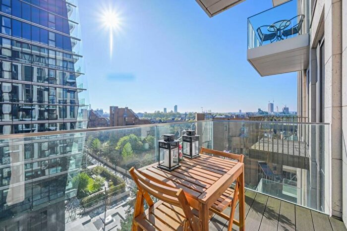 2 Bedroom Flat For Sale In London Dock, , St Katharine Docks, London, E1W
