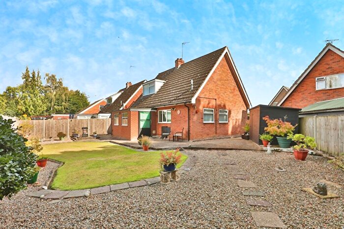 3 Bedroom Bungalow For Sale In Windmill Avenue, Dereham, NR20