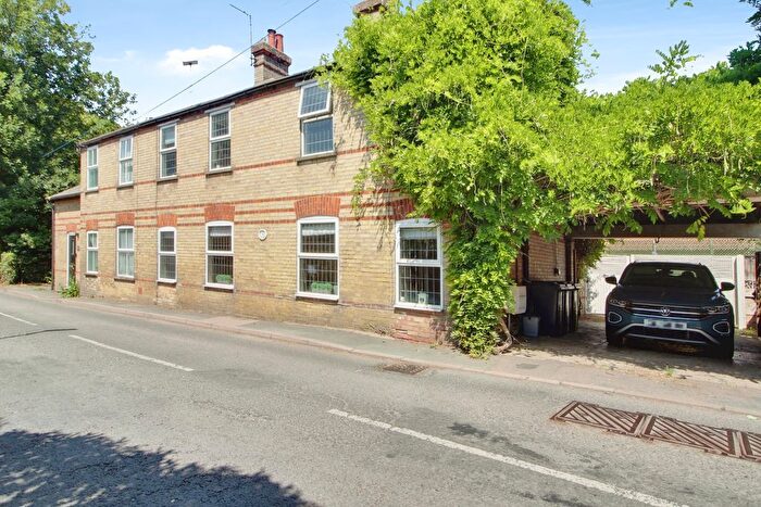 4 Bedroom Semi-Detached House For Sale In Station Lane, Offord Cluny, PE19