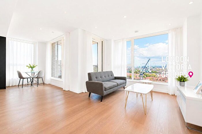 1 Bedroom Apartment To Rent In Phoenix Court, Gasholder Place, London, SE11