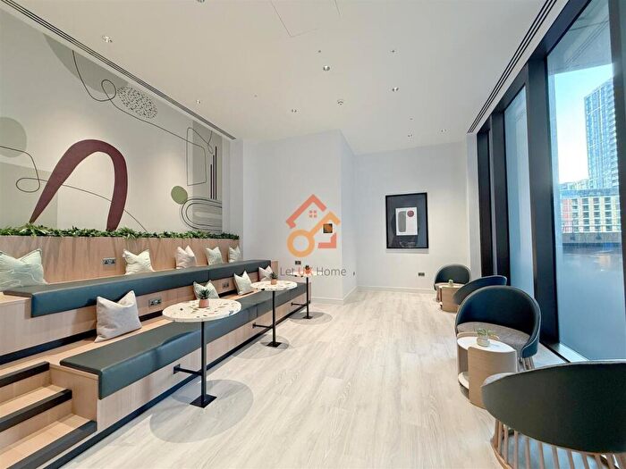 Studio For Sale In Hampton Tower, Marsh Wall, London, E14