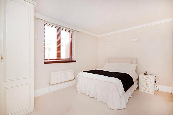 3 Bedroom Flat To Rent In Sudbury Hill, Harrow On The Hill, Harrow, HA1