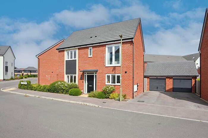 3 Bedroom Detached House For Sale In Wilkins Way, Wantage, OX12