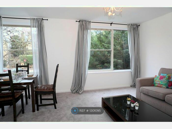 1 Bedroom Flat To Rent In St. Johns Park, London, SE3