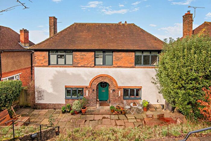 4 Bedroom Detached House For Sale In Mountside, Guildford, Surrey, GU2