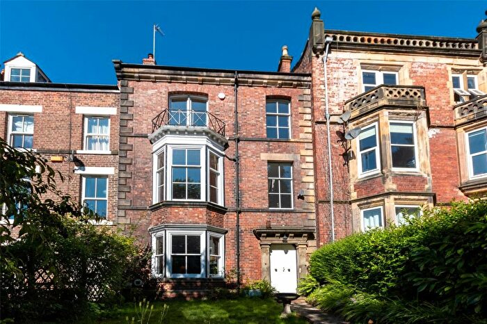 4 Bedroom Terraced House For Sale In Victoria Terrace, Durham, DH1