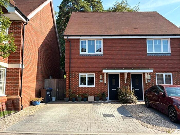 3 Bedroom Semi Detached House For Sale In White Wood Vale, Frimley, Camberley, Surrey, GU16