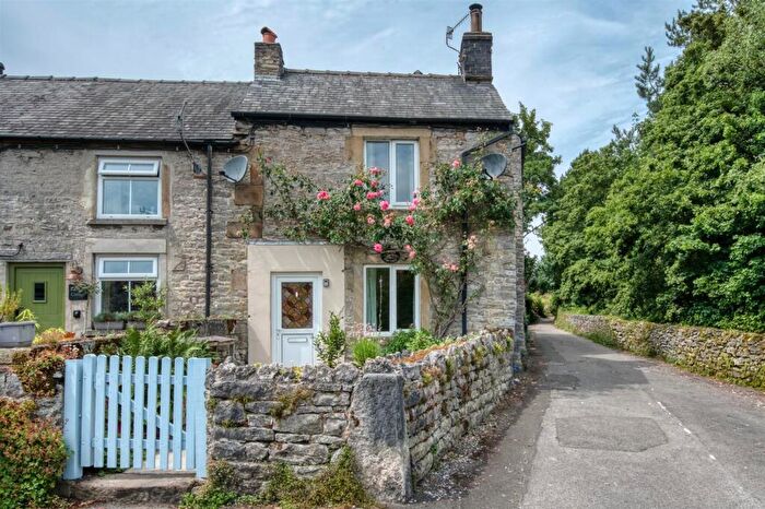 2 Bedroom Cottage For Sale In Michlow Lane, Smalldale, Bradwell, Hope Valley, S33