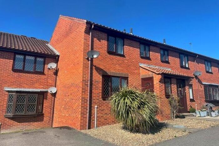 3 Bedroom Property To Rent In Alma Way, Pickering, YO18