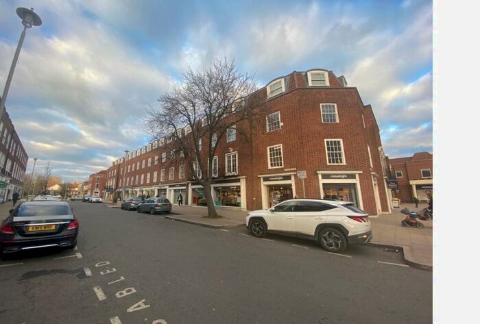 1 Bedroom Flat To Rent In Stonehills, Welwyn Garden City, AL8