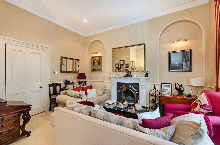2 Bedroom Flat For Sale In Carlisle Place, Westminster, London, SW1P