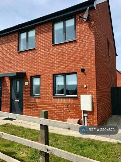 3 Bedroom End Of Terrace House To Rent In Beasley Close, Queenborough, ME11