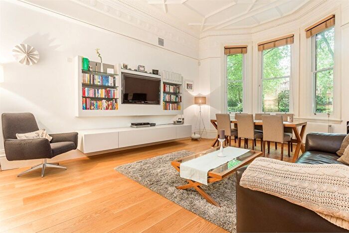 2 Bedroom Flat To Rent In Bramham Gardens, Earls Court, SW5