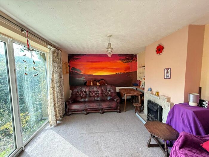 2 Bedroom Detached Bungalow For Sale In Butchers Lane, Walton-on-the-naze, CO14