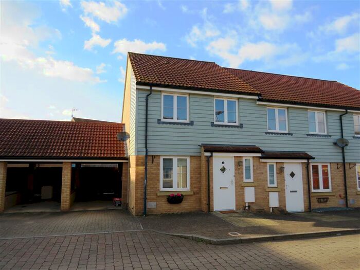 3 Bedroom End Of Terrace House To Rent In Bellamy Mews, Oxley Park, Milton Keynes, MK4