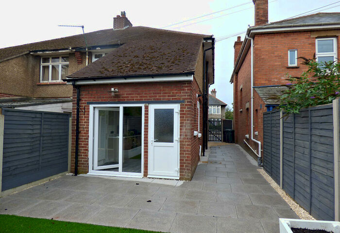 2 Bedroom Maisonette To Rent In Columbia Road, Bournemouth, Dorset, BH10