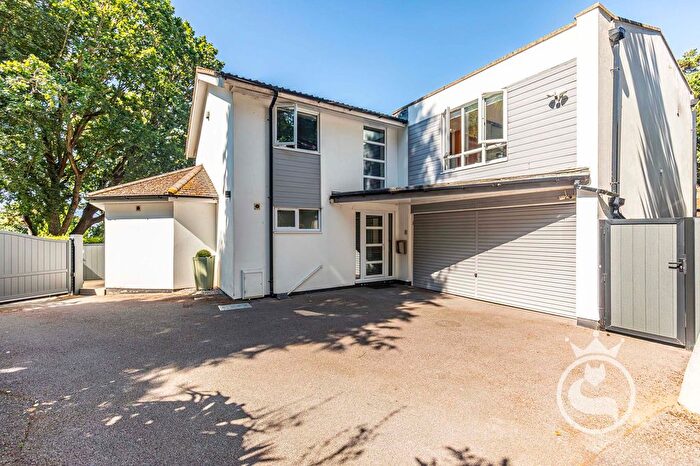 4 Bedroom Detached House For Sale In Off Road Position- Springfield Road, Ashley Cross, Poole, BH14