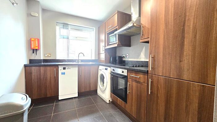 2 Bedroom Flat To Rent In Ecclesall Road, Sheffield, S11