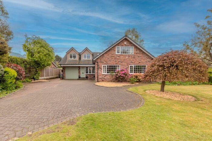 4 Bedroom Detached House For Sale In Main Road, Goostrey, CW4