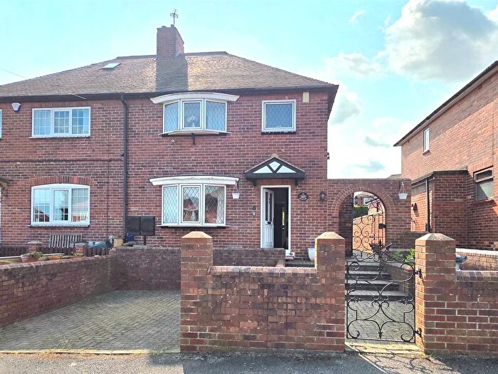 3 Bedroom Semi-Detached House To Rent In Ringway, Bolton-Upon-Dearne, S63