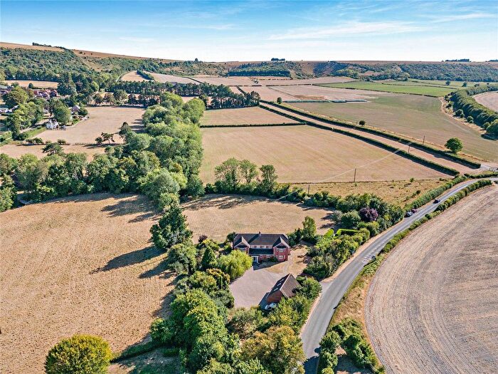 5 Bedroom Detached House For Sale In Fox's Lane, Kingsclere, Newbury, Hampshire, RG20