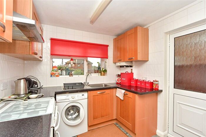 3 Bedroom Semi-Detached House For Sale In Northumberland Avenue, Rainham, Gillingham, Kent, ME8