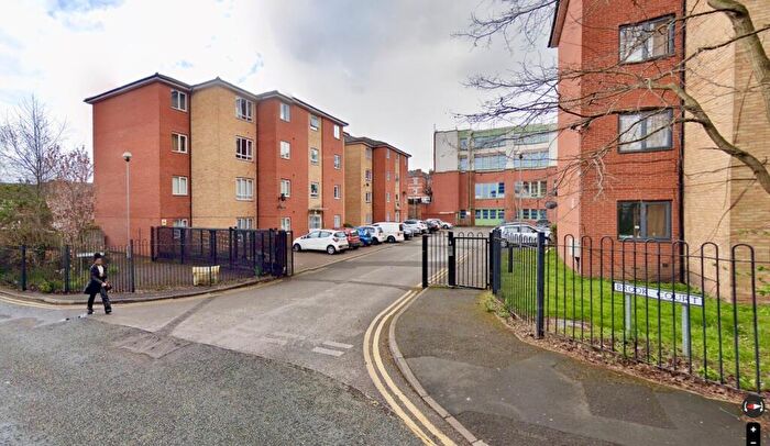 2 Bedroom Apartment To Rent In Brook Court, Player Street, Nottingham, Nottinghamshire, NG7