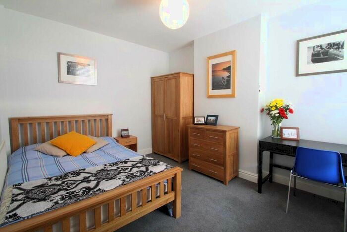 1 Bedroom Terraced House To Rent In Room, Kimbolton Avenue, Nottingham, NG7