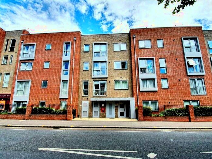 1 Bedroom Flat To Rent In Brennan House, High Road, Leyton, E10