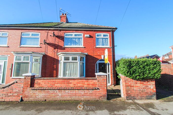 3 Bedroom Semi-Detached House For Sale In St Annes Road, Belle Vue, Doncaster, DN4