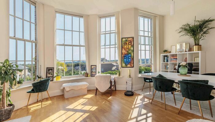 2 Bedroom Flat To Rent In Princess Park Manor, London, N11