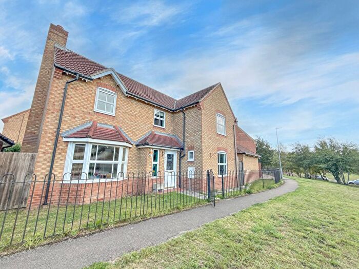 4 Bedroom Detached House For Sale In Bewicke View, Birtley, DH3